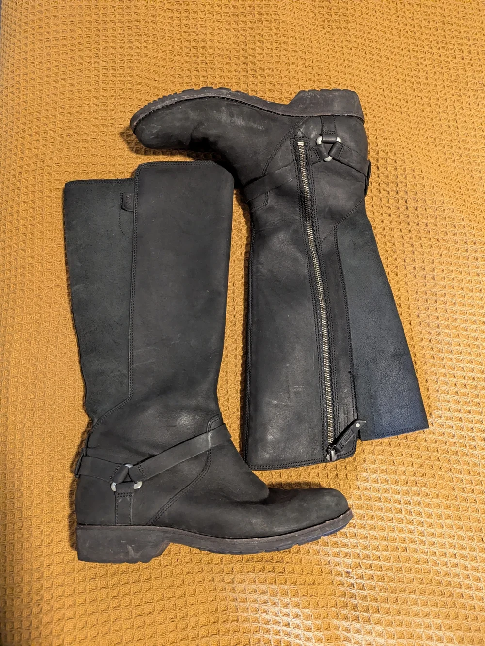 Women’s Tall Black Leather Zip Boots, 8